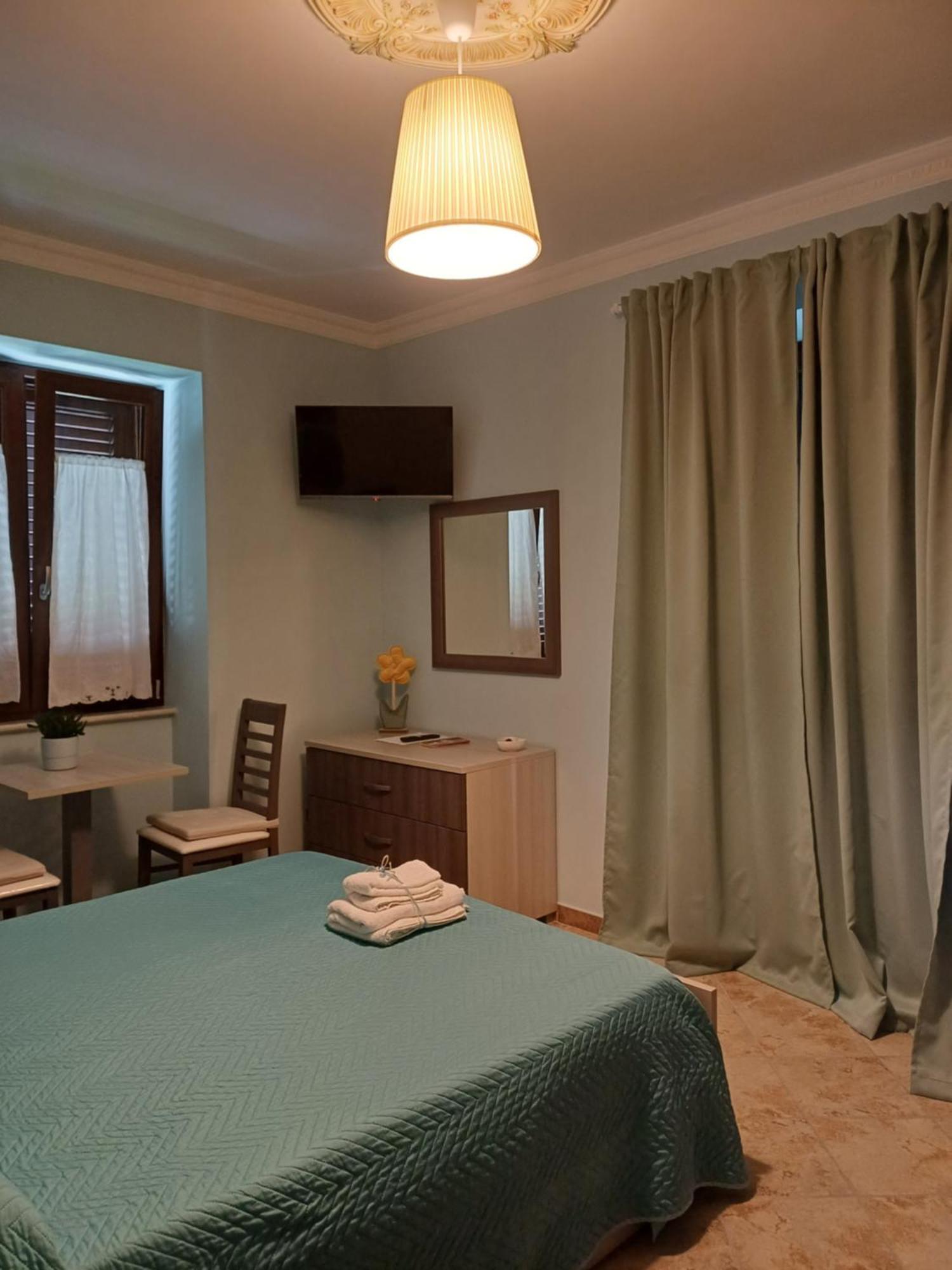 Core A Core Rooms Santo Stefano del Sole Chambre photo